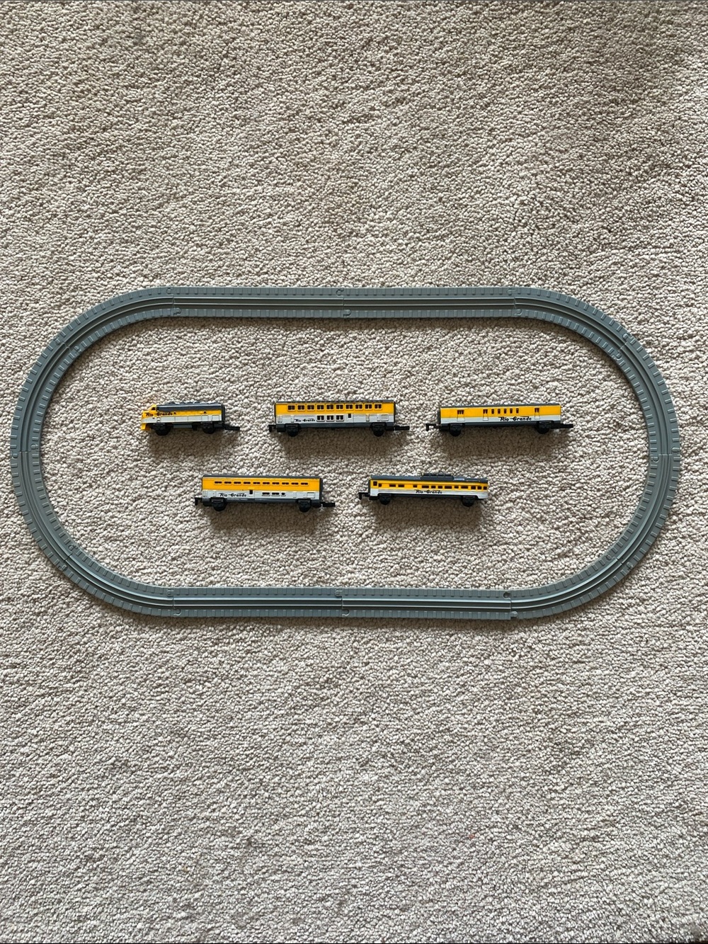 1989 Vintage Micro Machines Rio Grande Train Set and Track